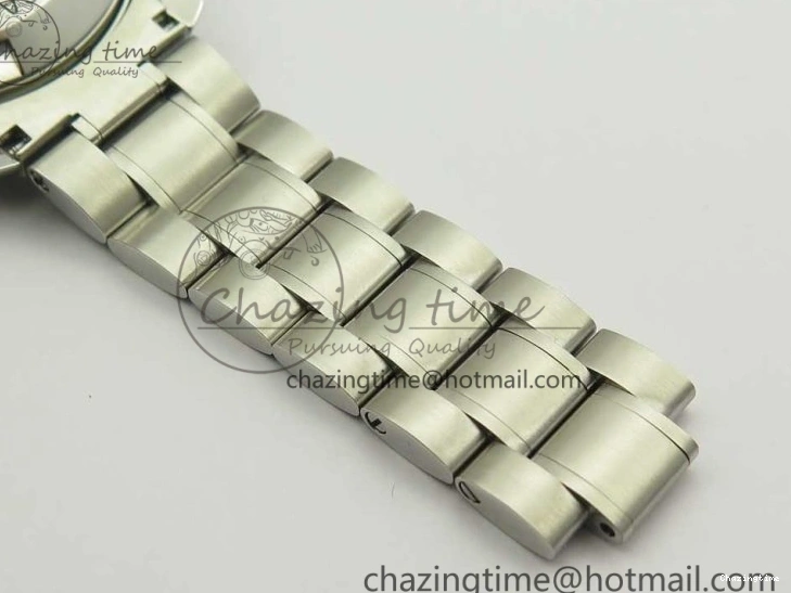 0318 WaterResistant Speedmaster SS Sapphire Crystal Panda White Black Dial on SS Bracelet Manual Winding Chrono Movement 7956